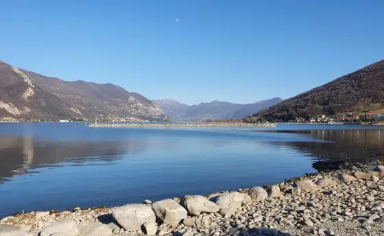 Spiaggia di Paratico - Guida completa al tuo relax sul lago